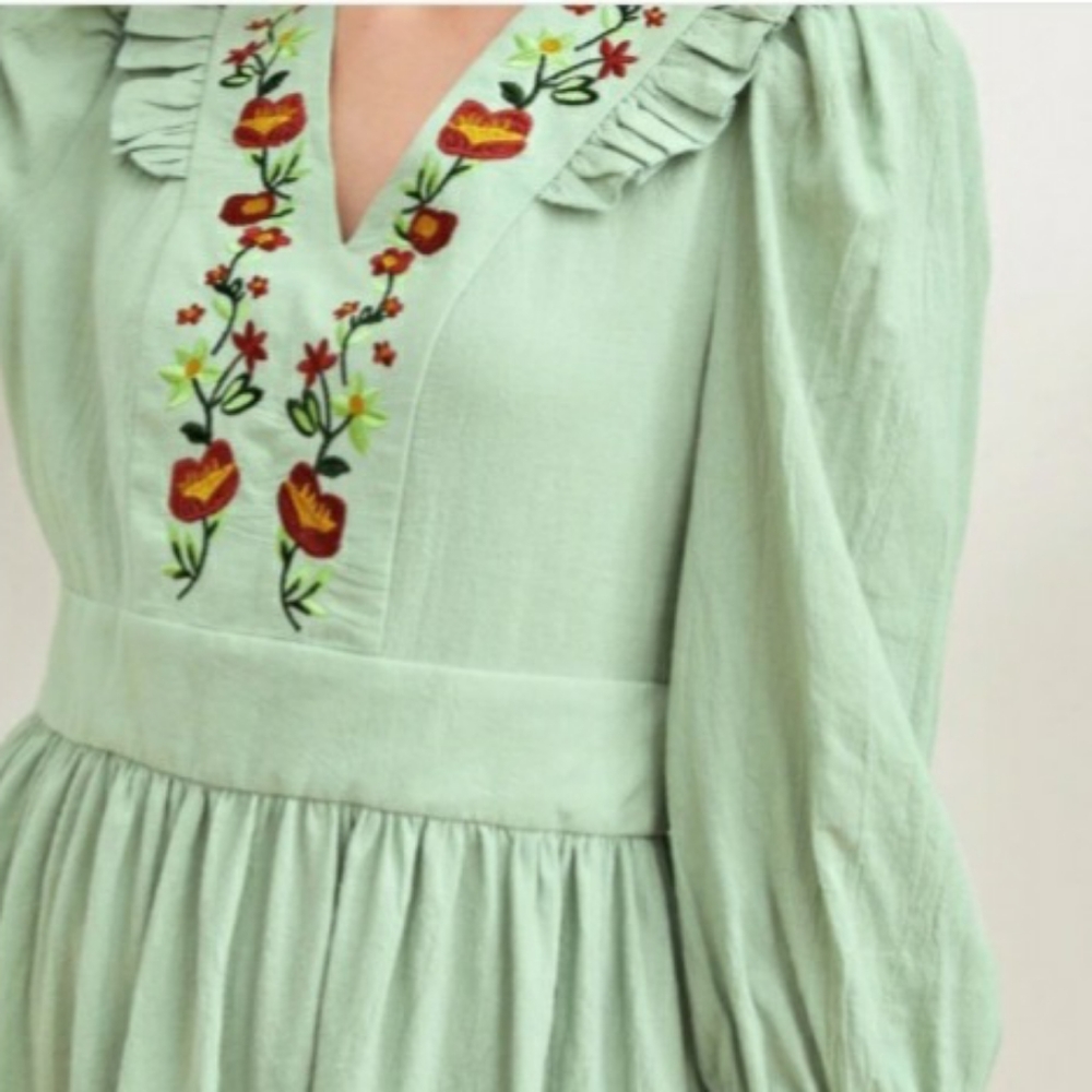 New Floral Embroidery Dress